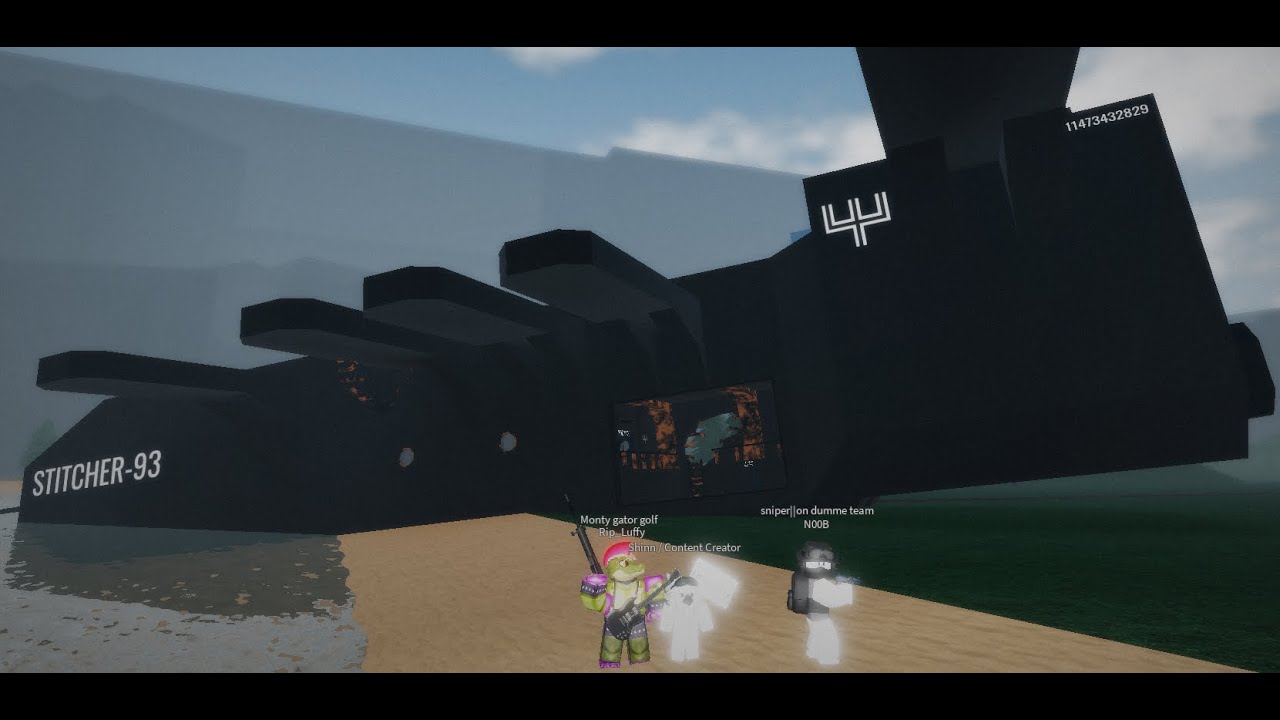 H m m . . . Found this with shift-lock in  /5492390456/Zombie-Apocalypse-Roleplay-Modded#!/about : r/roblox