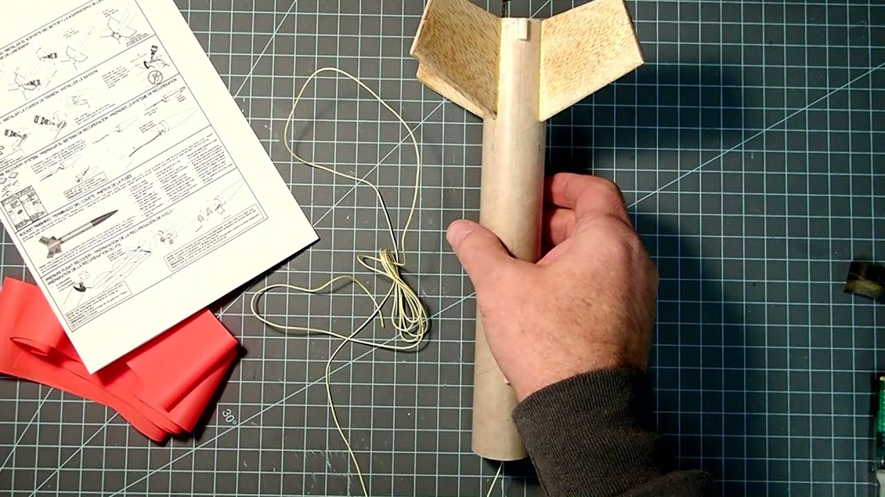 Estes “Goblin” model rocket assembly (part 2 of 2)