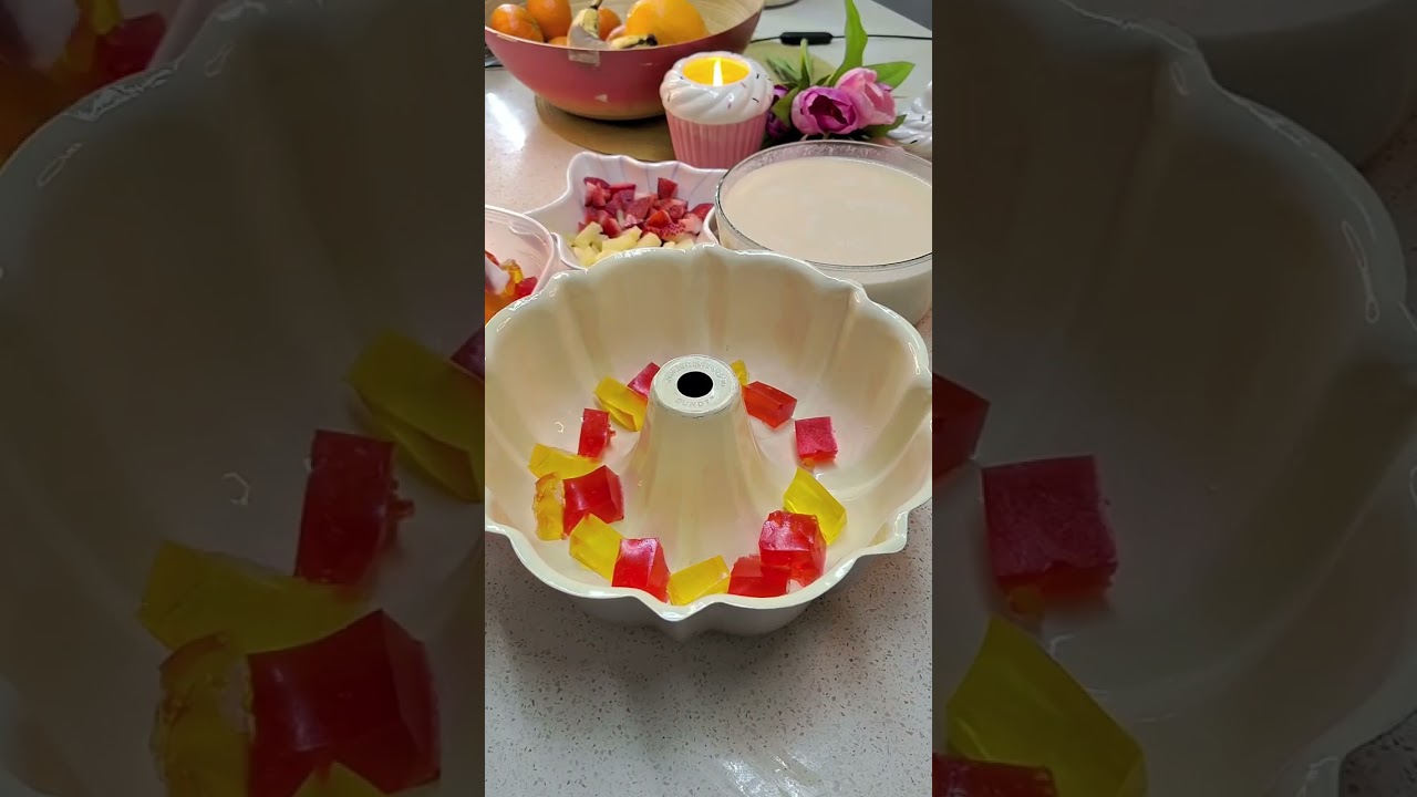 Gelatina mosaico de fresa y piña con fruta 10 de 10