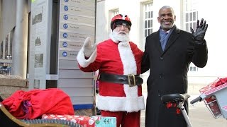 Cincinnati Metro's Holiday-Themed Mannequin Challenge