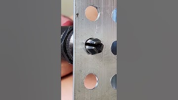 Pneumatic hexagonal reamer: round hole into a hexagonal hole