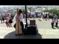 Hugo Barahona un harpiste à Montmartre (Paris) France