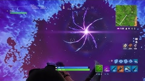 SEEING FORTNITE SKY EXPLOSION AND MASIVE CUBE SPAWN IN ACTION!!