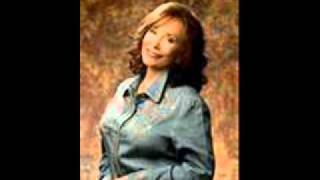 Watch Loretta Lynn Manhattan Kansas video