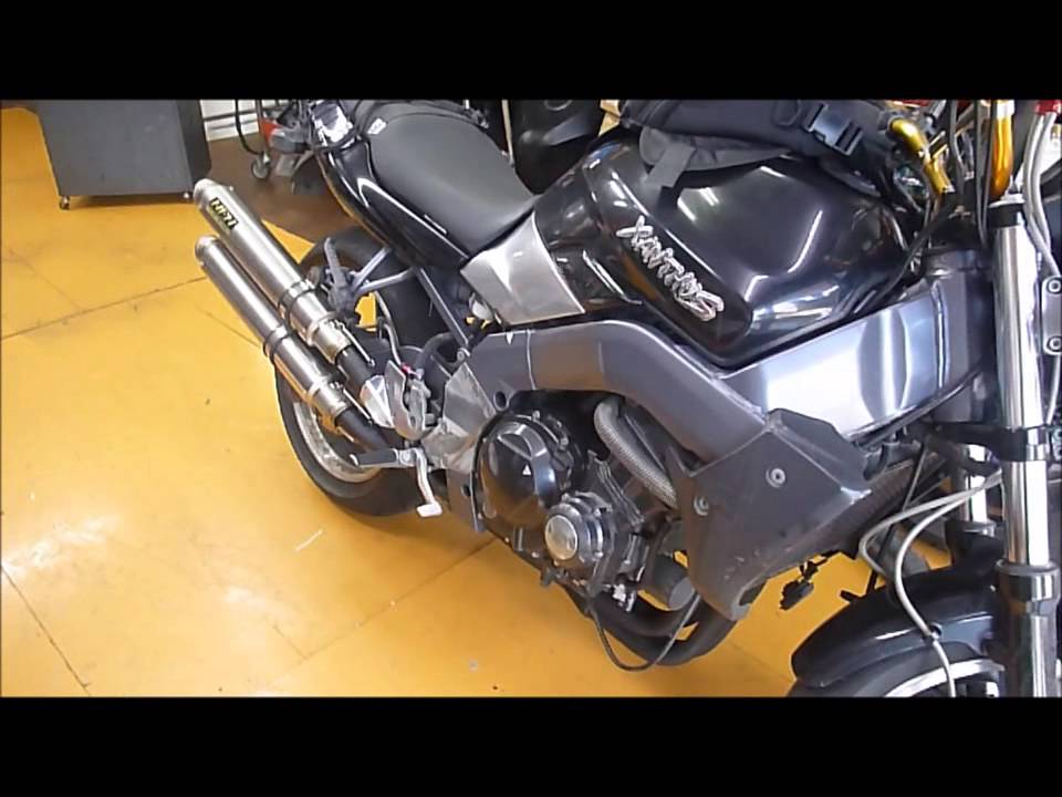 カワサキ ザンザス 2本出しスリップオン - YouTube