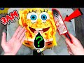 (СТРАШНО) РАЗРЕЗАЛА ЖИВУЮ ИГРУШКУ СПАНЧ БОБ в 3 часа ночи !!!  *что внутри #SPONGEBOB?*