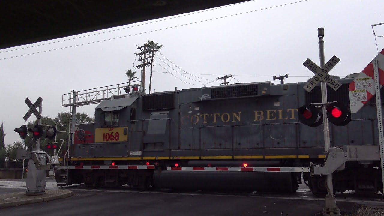 UP 1068 ExCotton Belt Leads LRS94 Oakdale Local Light Power, Florin Rd