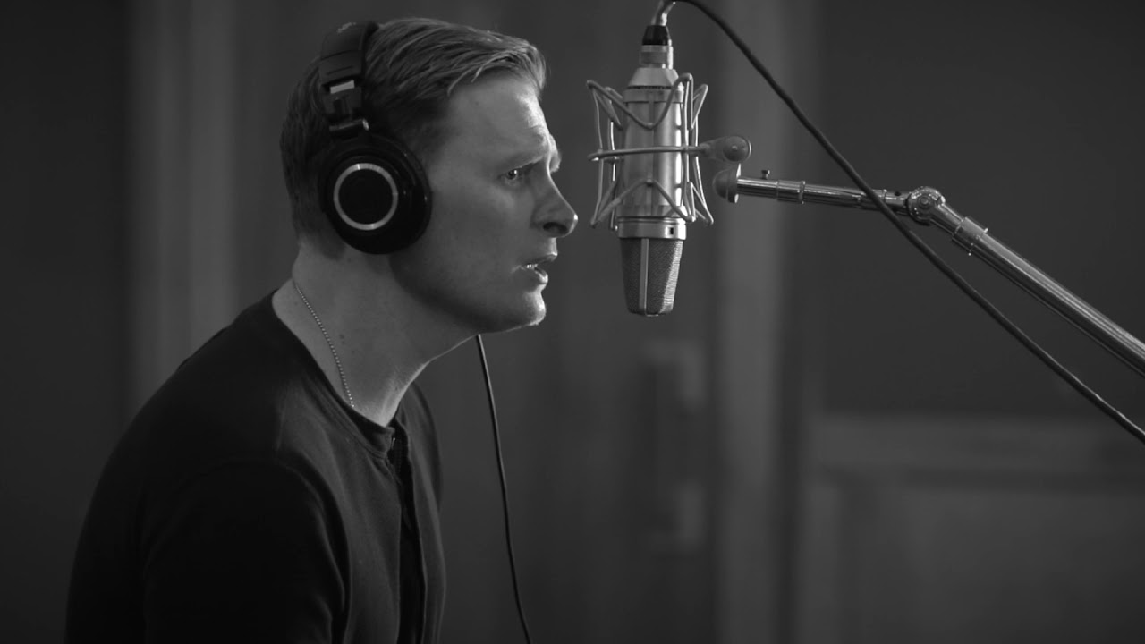 Watch Patrick Davis - "Somewhere Over the Rainbow" - Official Music Video on YouTube Watch Patrick Davis - "Somewhere Over the Rainbow" - Official Music Video on YouTube