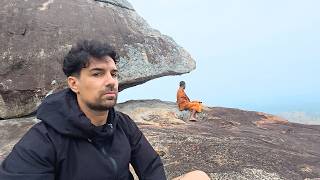 SRI LANKAN MONK INVITES ME TO HIS TEMPLE. 🇱🇰