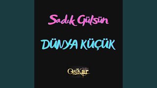 Dünya Küçük (Canlı Performans)