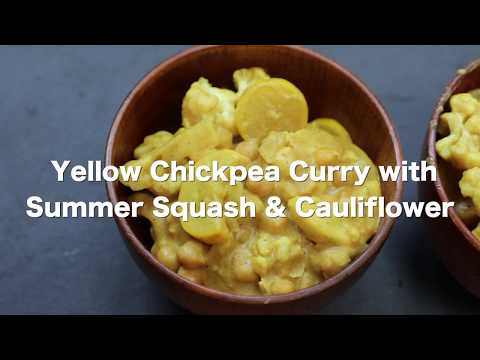 Yellow Chickpea Curry with Summer Squash & Cauliflower [Vegan, Oil-Free]