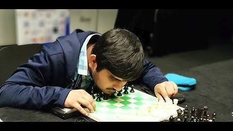 How to blind players communicate the moves to each other?