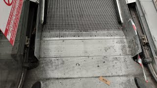 Limbang Plaza - Not Working of Giant Travelator.