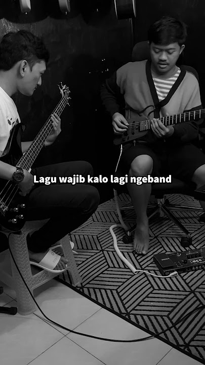 Ketika gue jadi gitarisnya J-Rock