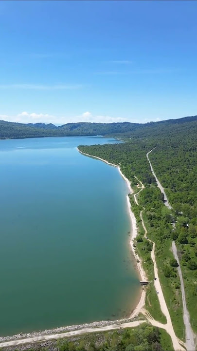 Shaori Lake – The Emerald Mirror of Racha 🌊⛰️✨#racha  #fypシ  #global  #viral  #foryoupage