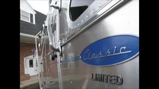 2014 Airstream Classic Limited 30W Luxury High End Camping RV Travel Trailer Glamping