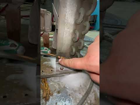 تسريب خطير ثلاجة عرض اعطال الثلاجة تبريد