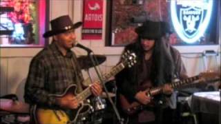 Lil' Dave Thompson covers Stevie Ray Vaughan's CROSSFIRE