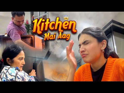 KITCHEN MAI AAG LAG GAE 🔥 😱 | Rabia Ki Poetry Book 😂  | Strawberry Dips Bht Mehngi Par Gae 😅