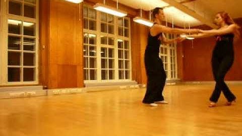 Mzouk Impro. Marcela & Ossi (Spiral Dancers Company). Helsinki 2013.