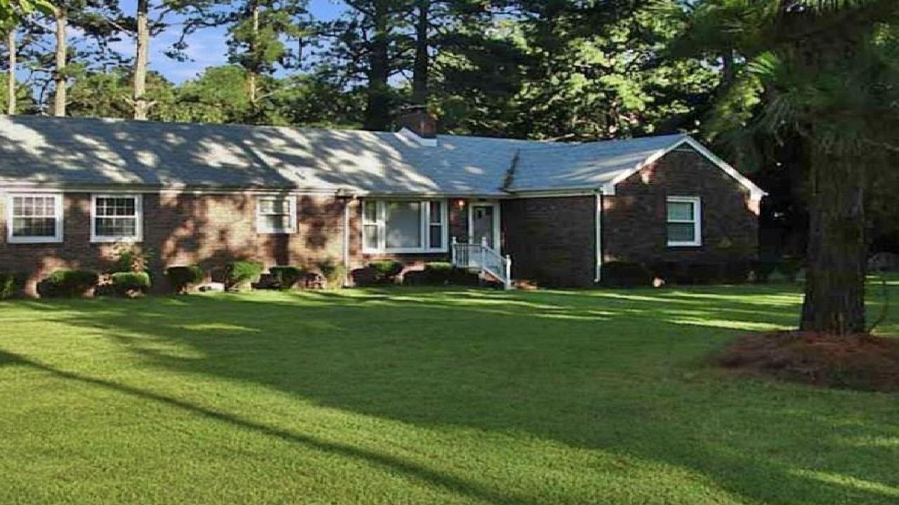 1142 Kempsville Road, Norfolk, VA Presented by Missy L'Hoste & Team. YouTube