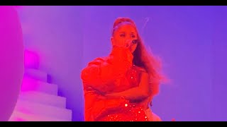 Download Lagu Ariana Grande Boyfriend Sweetener Tour, live in London, Night 1 August 17th, full HD MP3 Download Lagu Ariana Grande Boyfriend Sweetener Tour, live in London, Night 1 August 17th, full HD MP3