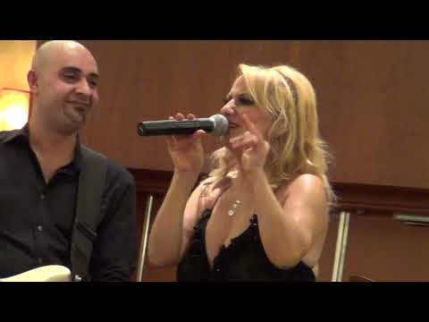 اجرای ترانه هالالای لالای هایده توسط هلن در لس آنجلس