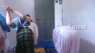 Video LUCU BANGET tingkah anak saat sholat |Tetap khusuk