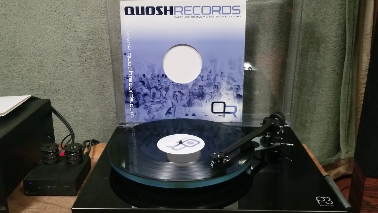 [QSH 089A] Insight ft. Emily Reed - Digital Lover (Sy & Unknown Remix) [2009]