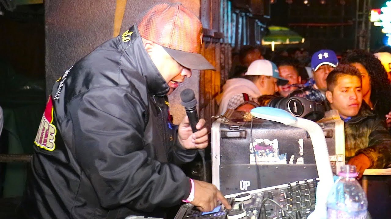 LOS FILETES DE LA SACRANTISIMA SONIDO RUMBA CALIENTE CASA LONDON sonideras perronas
