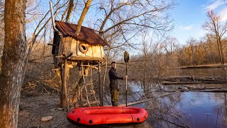 ESCAPING FROM THE SPRING FLOOD IN A TREE HOUSE | MAKING BEAUTIFUL REPAIRS INSIDE by Forest Paths 17,126 views 1 year ago 19 minutes