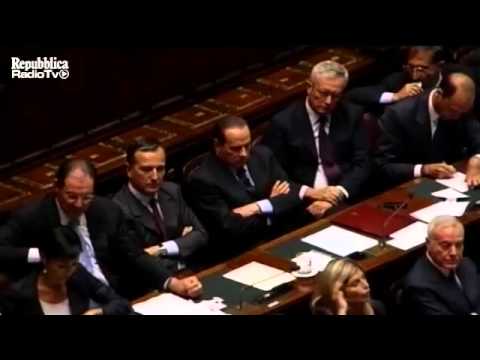 cicchitto-fa-dormire-berlusconi,-sonni-profondi-in-aula-alla-camera