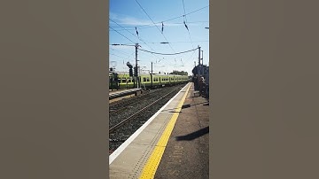 DART 8520 Class arriving into Howth Junction & Donaghmede