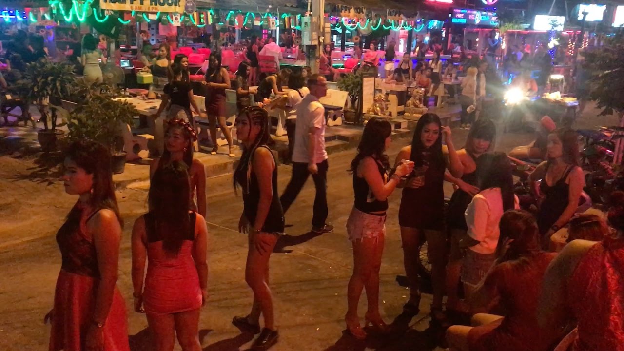 Girly Bars And Bar Girls In Pattaya Thailand Redcat