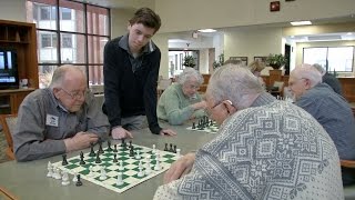 Teen Teaches Chess to Seniors screenshot 1