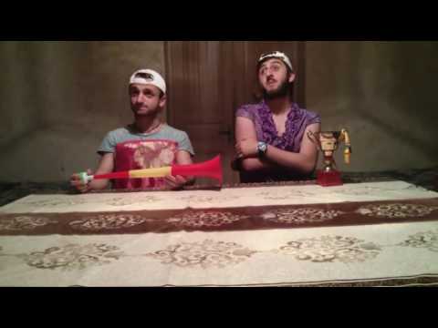 ქერა გოგონები ევროპის ჩემპიონატს უყურებენ :D