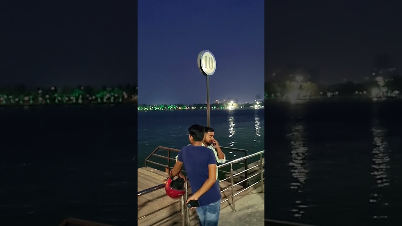 Cafe akante eco park.