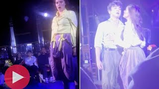 Tom Cruise s nepo-baby daughter Suri makes her acting debut to 33 people in queer Shakespeare play