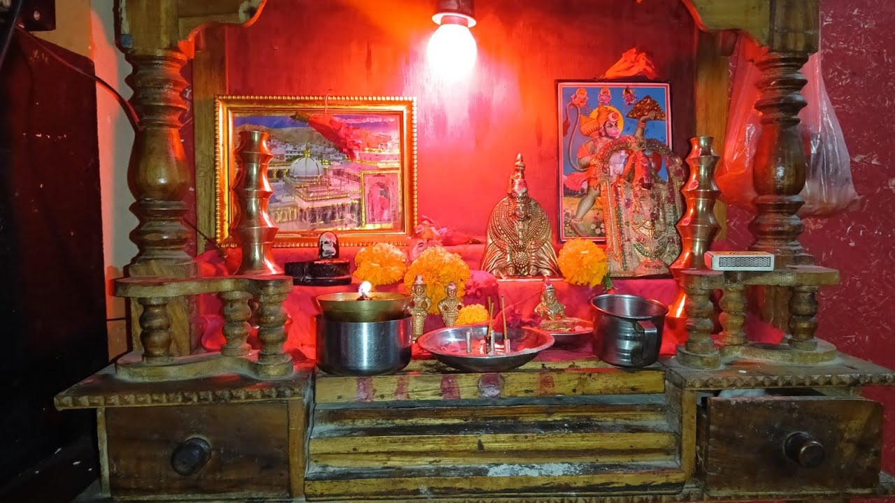 आम्ही बघा रंग खेळलो सगळया जणी