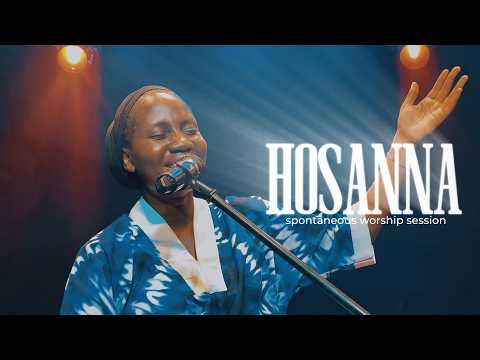 Spontaneous Worship Session || Faith owolabi || ( Hosanna in the highest )