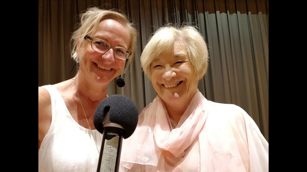 Interview Mit Diana Cooper Uber Ihr Neues Einhorn Buch Und Den Film Mit Deutscher Ubersetzung Youtube