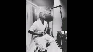 YIYEKE - Emiky_RSA ft Nomahelele