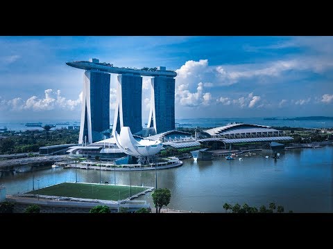 Singapore Visual Snack - From  hawker centres to 5 star hotels and restaurants
