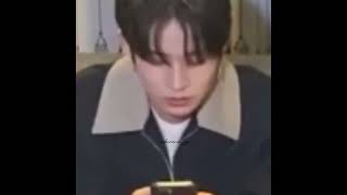 Heeseung Whisper The Name Of Sakura While Busy In His Phone, And Jay Reaction Was So Hilarious.