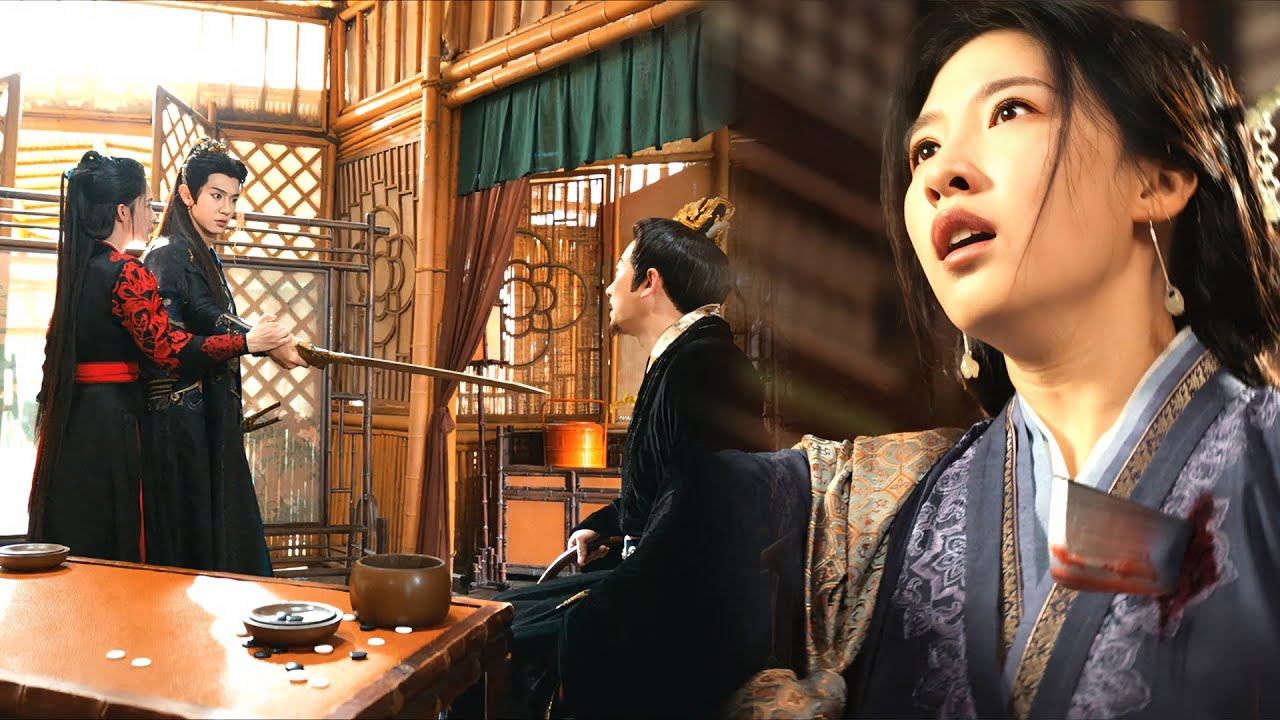 王爺終於得知母親死亡的真相，原來自己也是逼死她的原因之一，一時間愧疚難擋，灰姑娘抱著他小聲安慰！#一笑随歌 #陈哲远 #李沁 #古装 #爱情