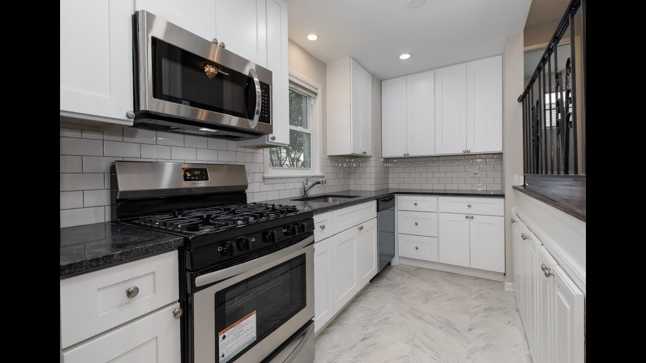 3 Bedroom Homes for Sale in Chicago, IL 60638 Garfield Ridge