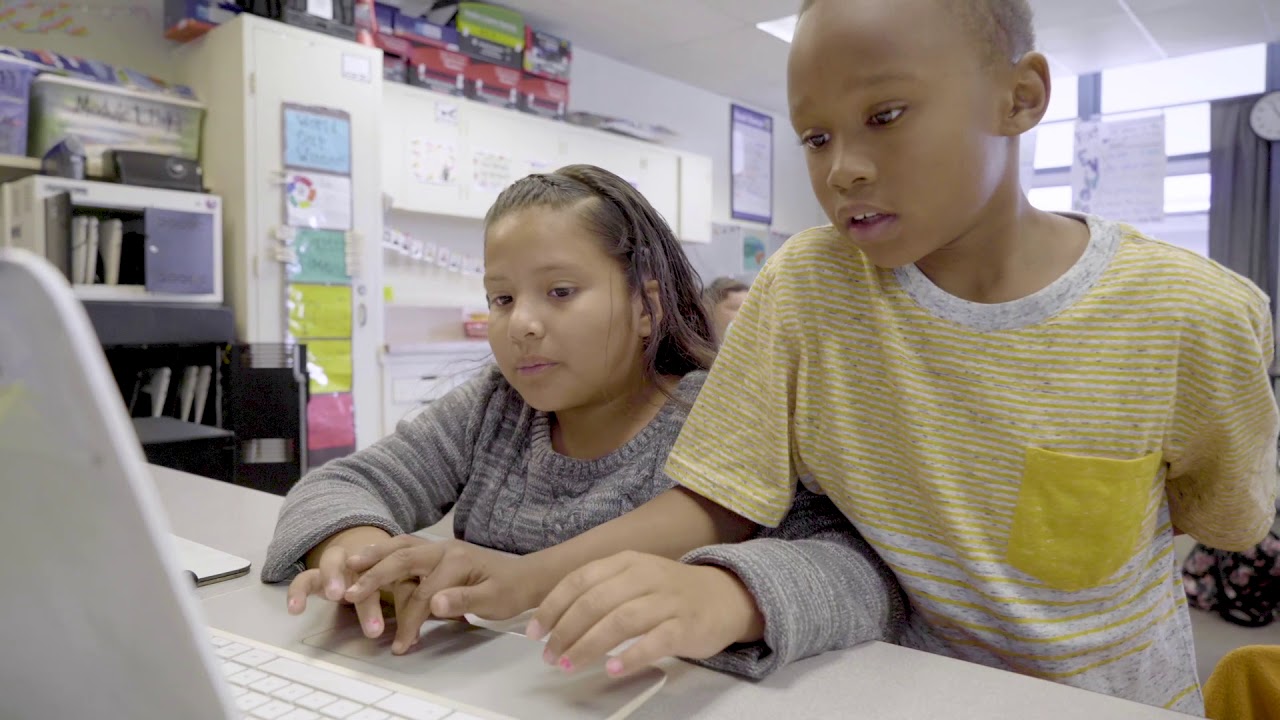 Video Collaboration in the Classroom | Dr. Roland Rios, WeVideo Ambassador