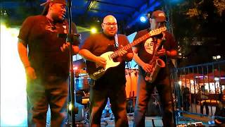 Finding Friday with cover of “Pride And Joy” at Market Square 4/24/2018