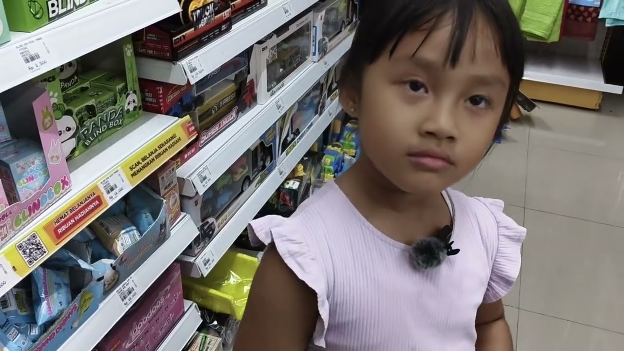 Pergi ke Mr DIY beli mainan sama bapak, di hari pertama di tahun 2026 !!!