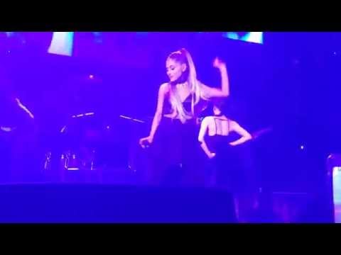 Ariana Grande - Problem (Live @ B96 Summer Bash 2016)